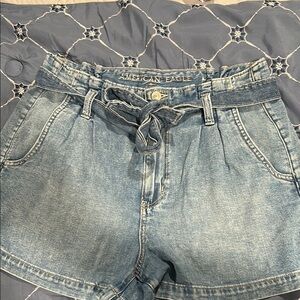 American Eagle Outfitters Women's Blue Denim Shorts
